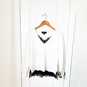 Laundry by Shelli Segal Peep Lace Sweater Size Medium